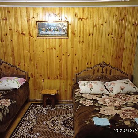 "Різьбярська Садиба" Slavske Oda fotoğraf