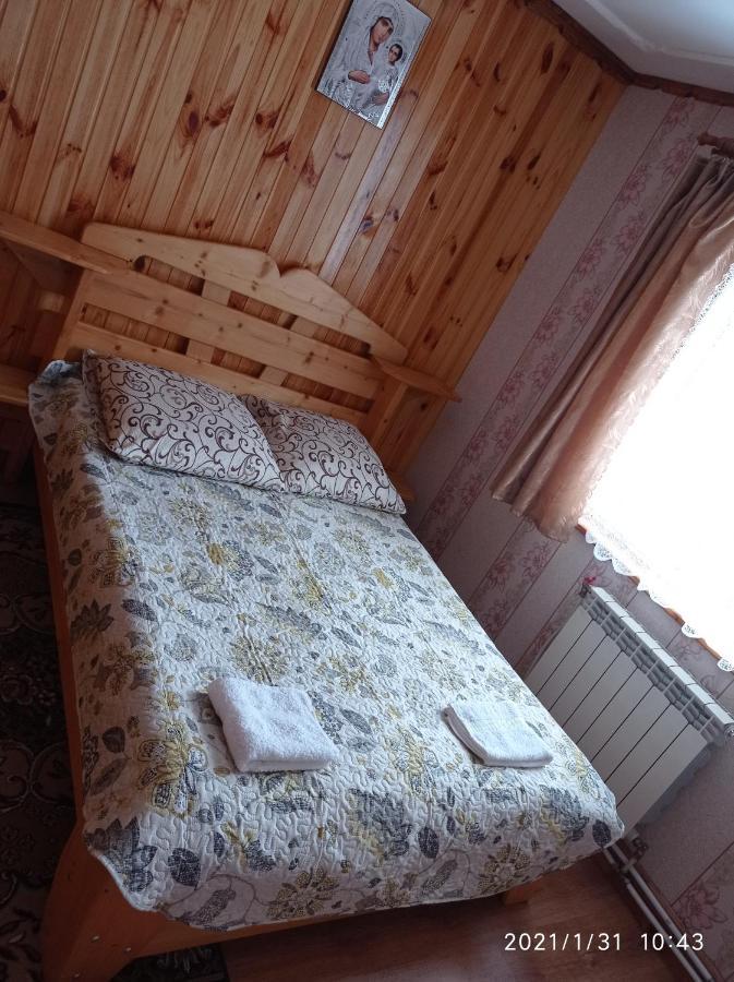 "Різьбярська Садиба" Slavske Dış mekan fotoğraf
