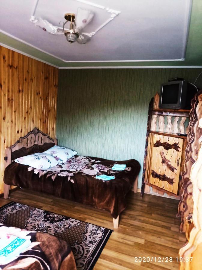 "Різьбярська Садиба" Slavske Oda fotoğraf