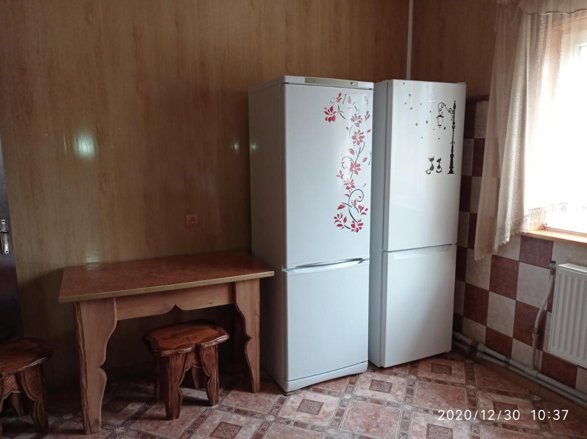 "Різьбярська Садиба" Slavske Dış mekan fotoğraf