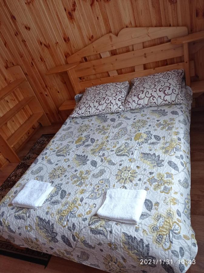 "Різьбярська Садиба" Slavske Dış mekan fotoğraf