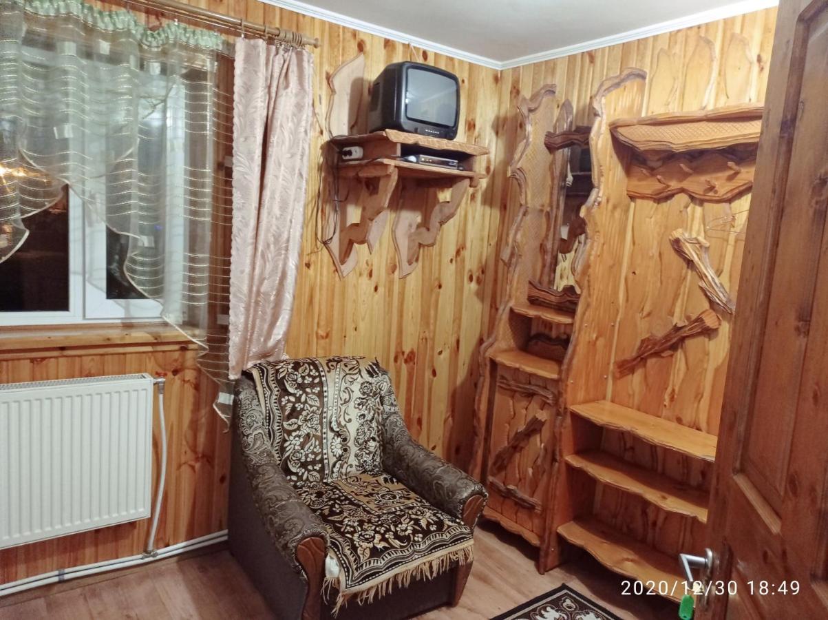 "Різьбярська Садиба" Slavske Oda fotoğraf