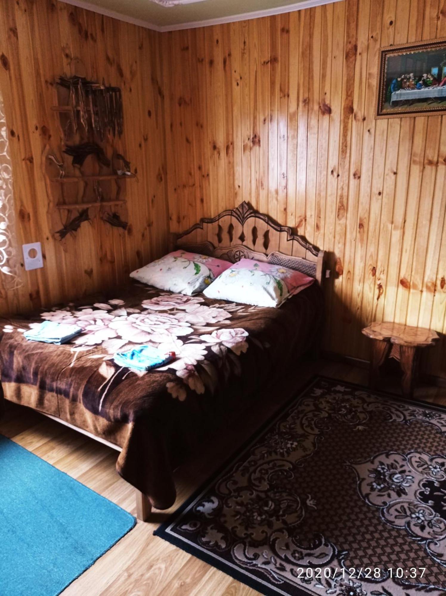 "Різьбярська Садиба" Slavske Oda fotoğraf