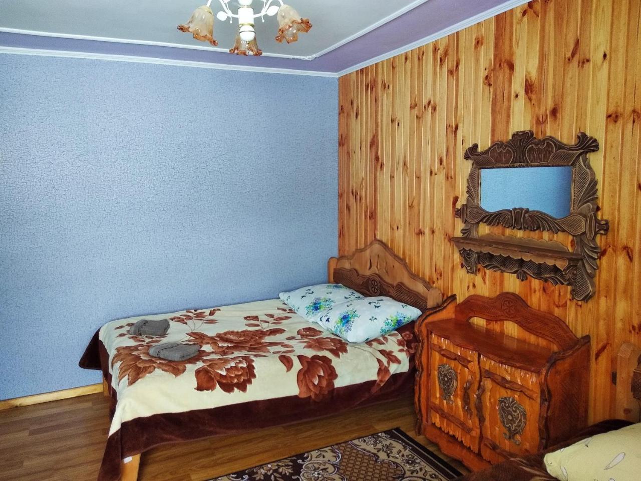 "Різьбярська Садиба" Slavske Dış mekan fotoğraf