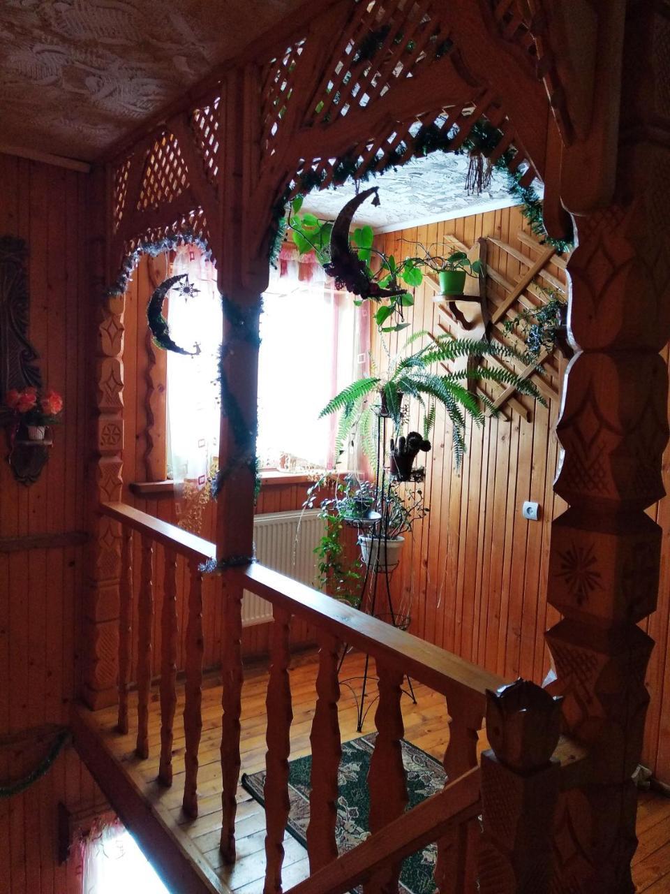 "Різьбярська Садиба" Slavske Dış mekan fotoğraf