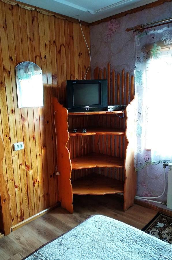 "Різьбярська Садиба" Slavske Dış mekan fotoğraf