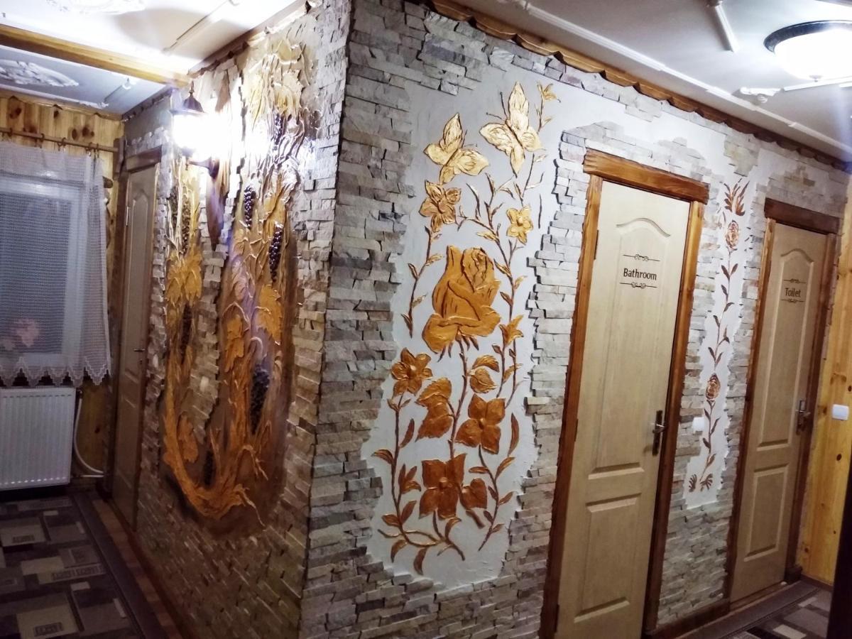"Різьбярська Садиба" Slavske Dış mekan fotoğraf